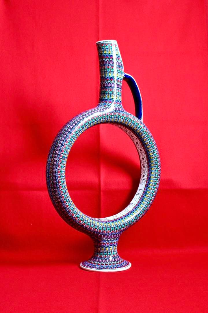 トルコ雑貨【アヴァノス陶器　飾り壺　ワインデキャンタ】