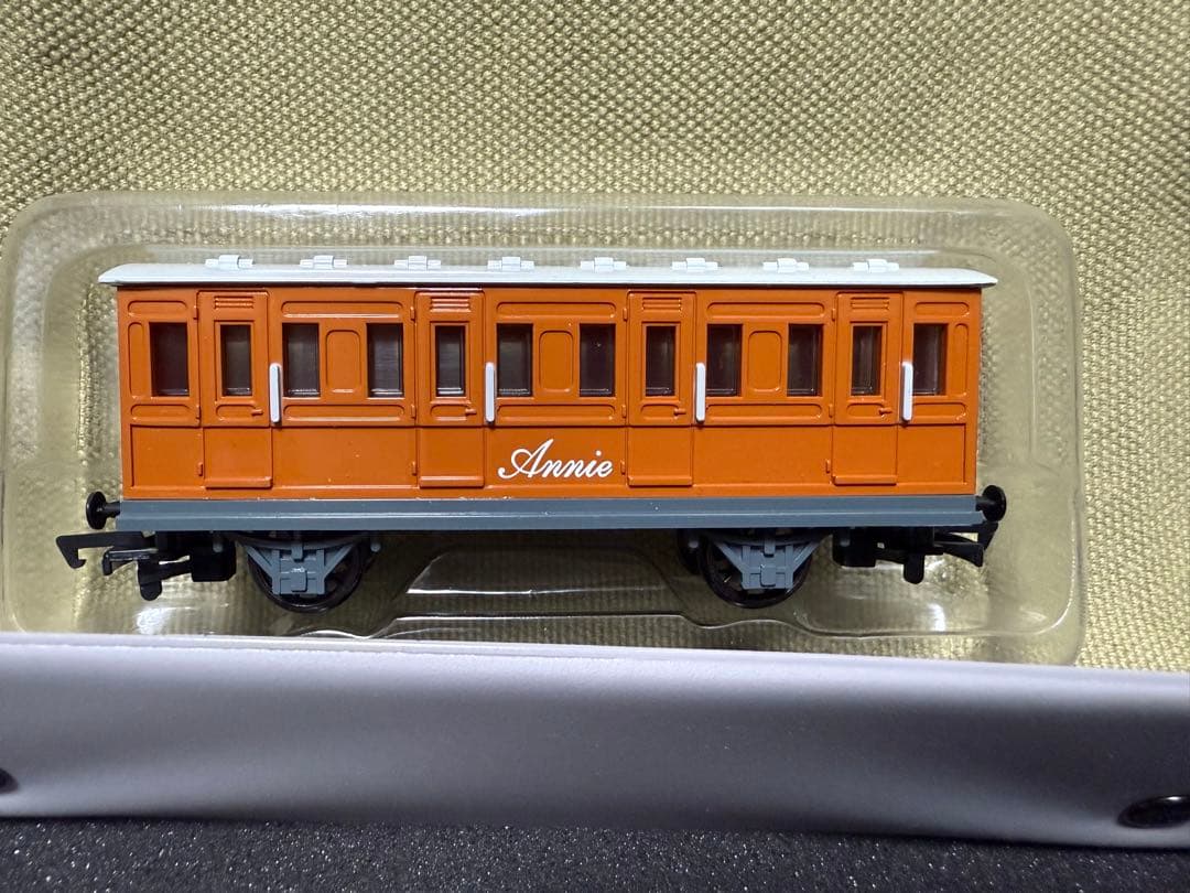 BACKMANN （HOゲージ）機関車トーマス　アニー　クララベル セット