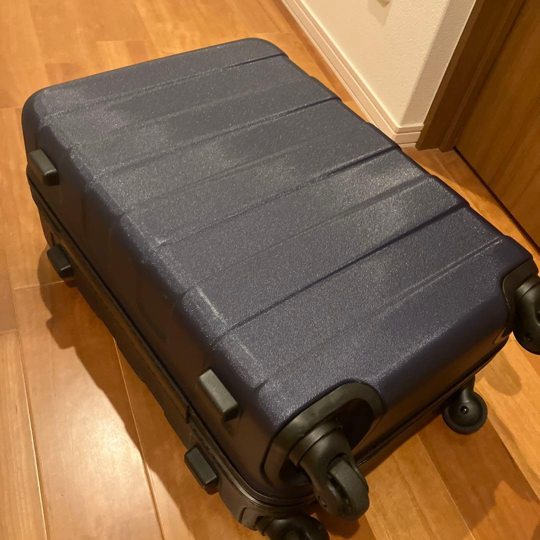 無印良品　36Ｌ　キャリーケース　紺色　機内持込可