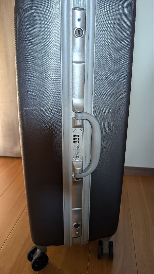 ダークグレー ハードシェルキャリーケース