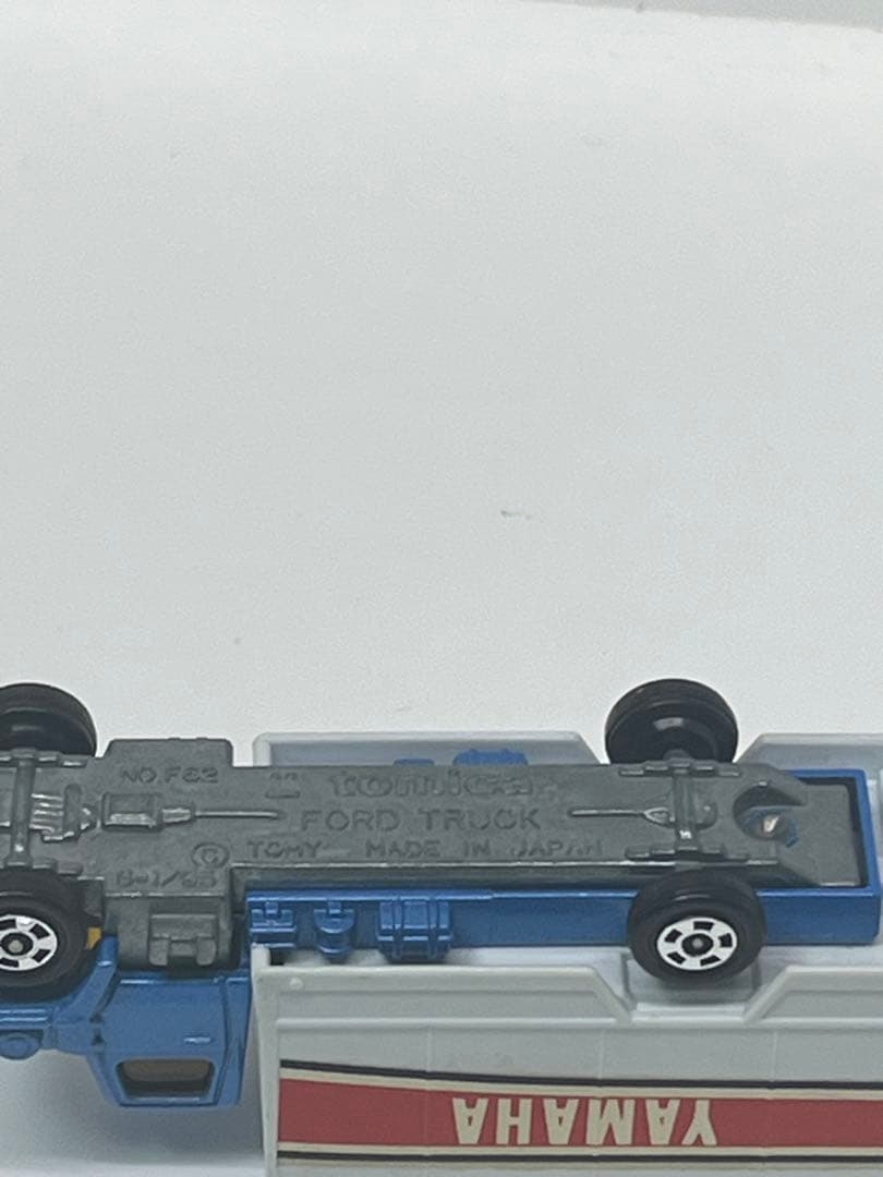 トミカ 青箱 激レア F64 フォード パネルバン 資料未掲載