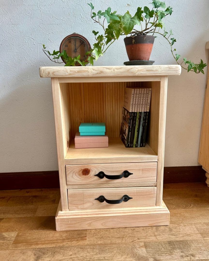 【ハンドメイド】国産ひのき使用　デザインサイドチェスト　アンティーク