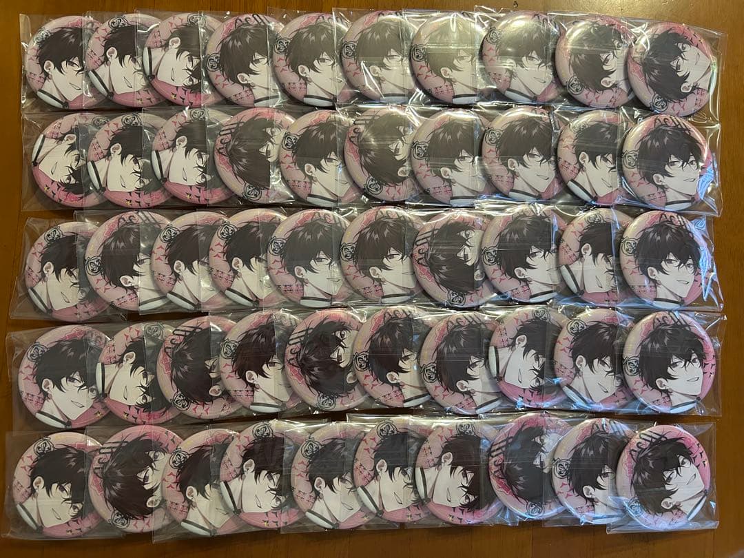 佐伯イッテツ　アジアトラベル　缶バッジ