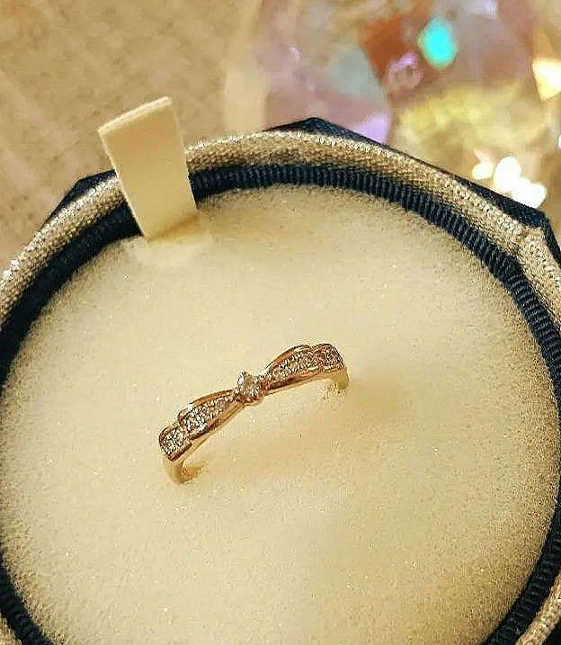 【9号】４℃リボン型ダイヤモンドピンクゴールドリングK18刻印あり