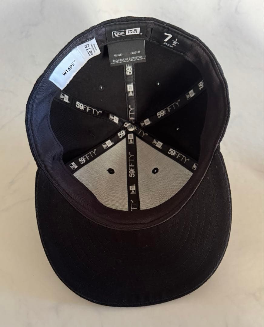 WTAPS 黒キャップ WT刺繍ダブルタップス