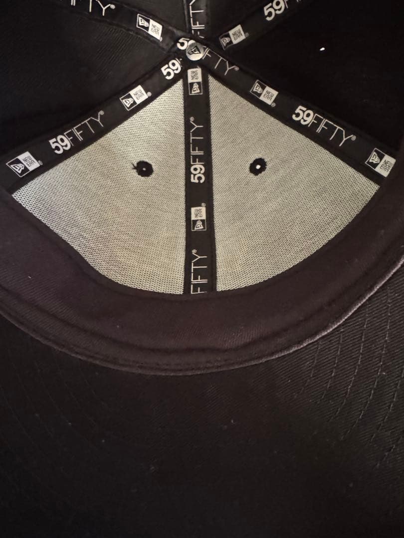 WTAPS 黒キャップ WT刺繍ダブルタップス