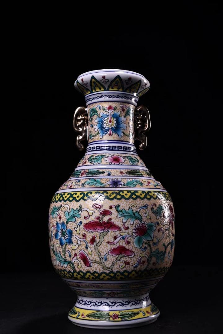 中国古美術・旧蔵珐琅彩陶磁器の花瓶・花鳥紋・置物・純手描き・文房具・茶道具・箱付