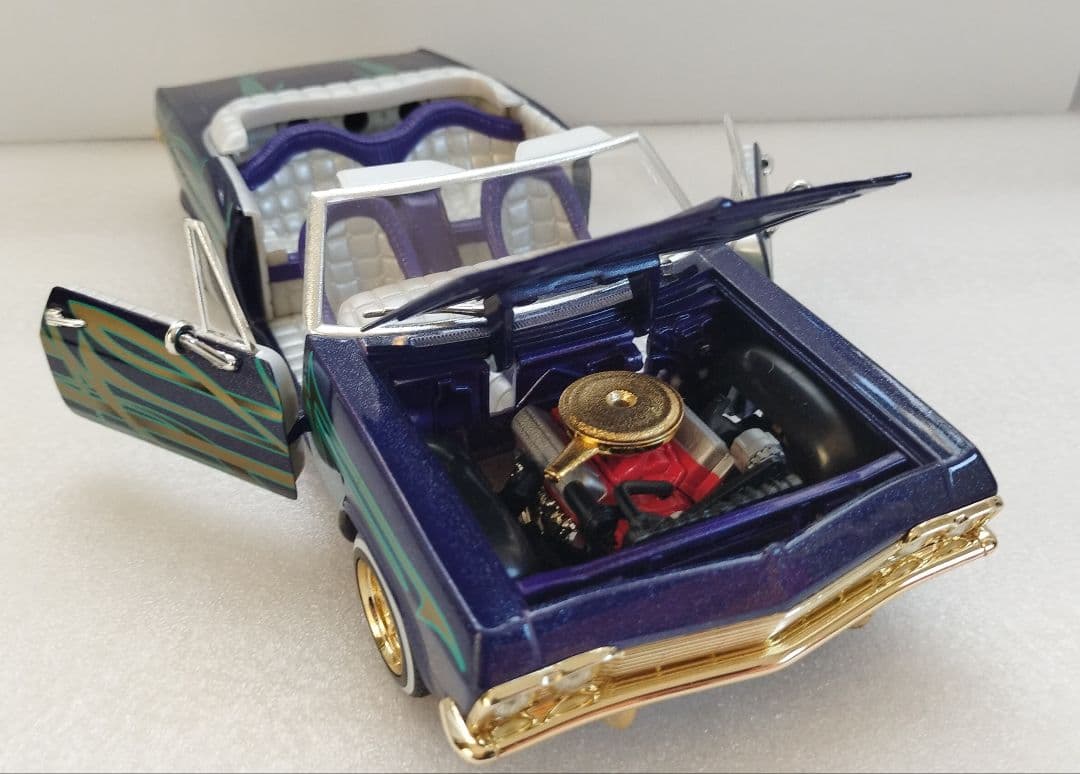 Hot Wheels インパラ　ダークブルー コンバーチブル