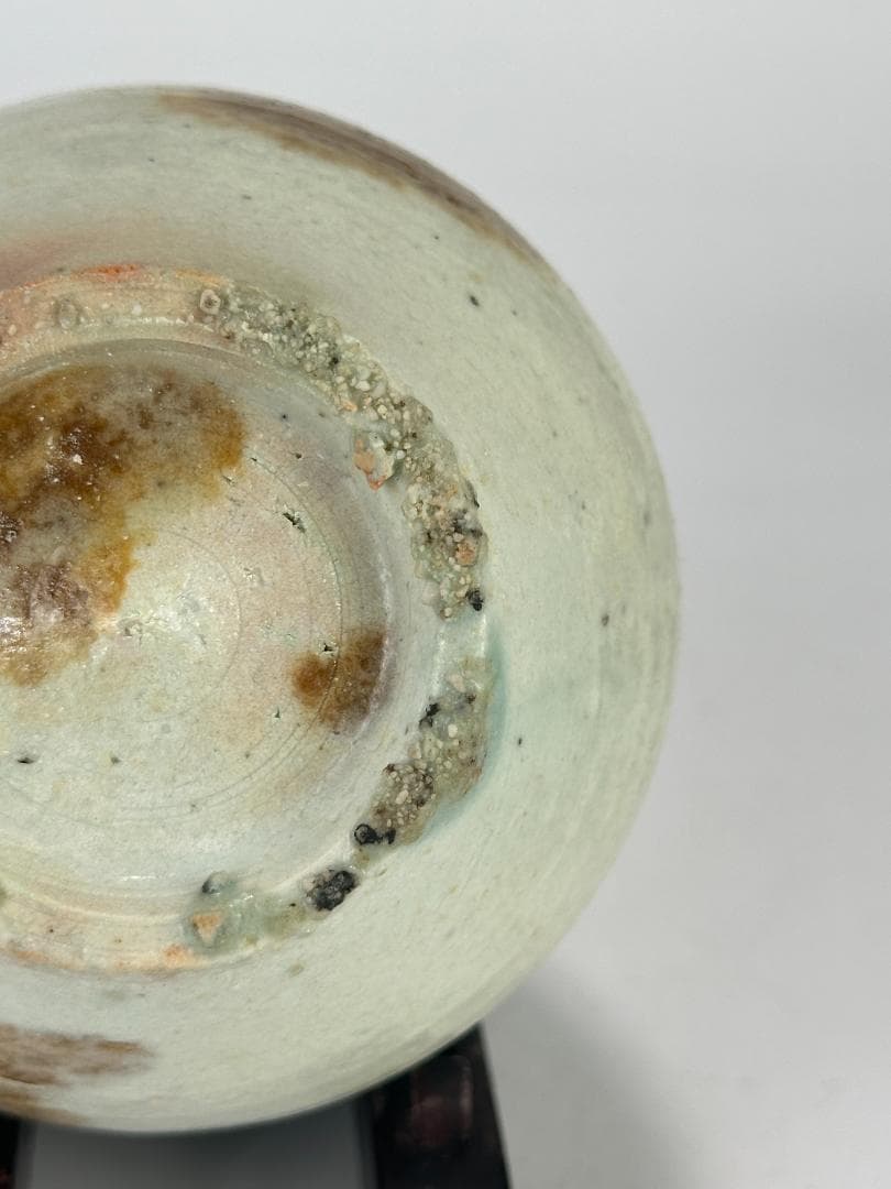 韓国美術　李朝時代　白磁　朝鮮王朝時代　後期の白磁瓶　徳利