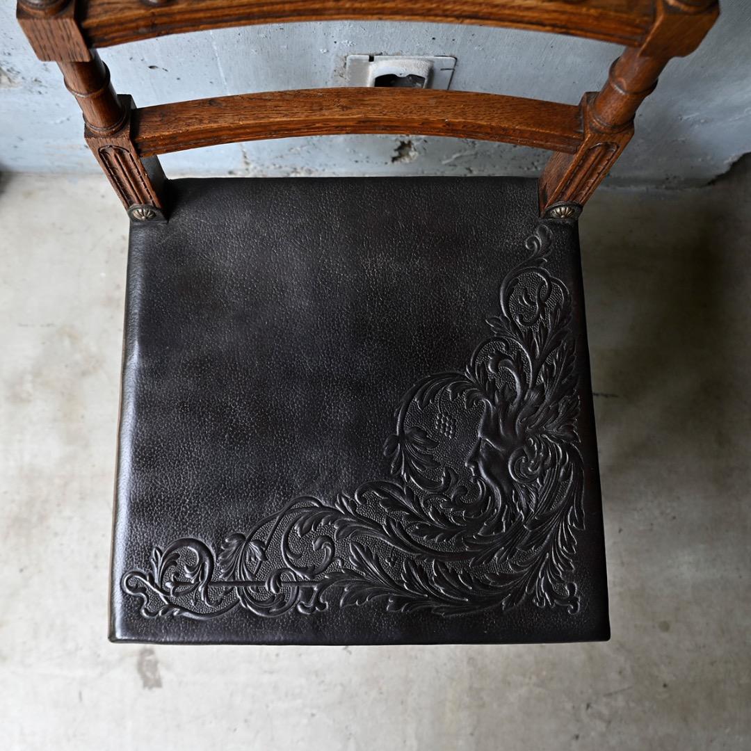 【フランス便】アンティーク ◆スタンプレザーチェア◆