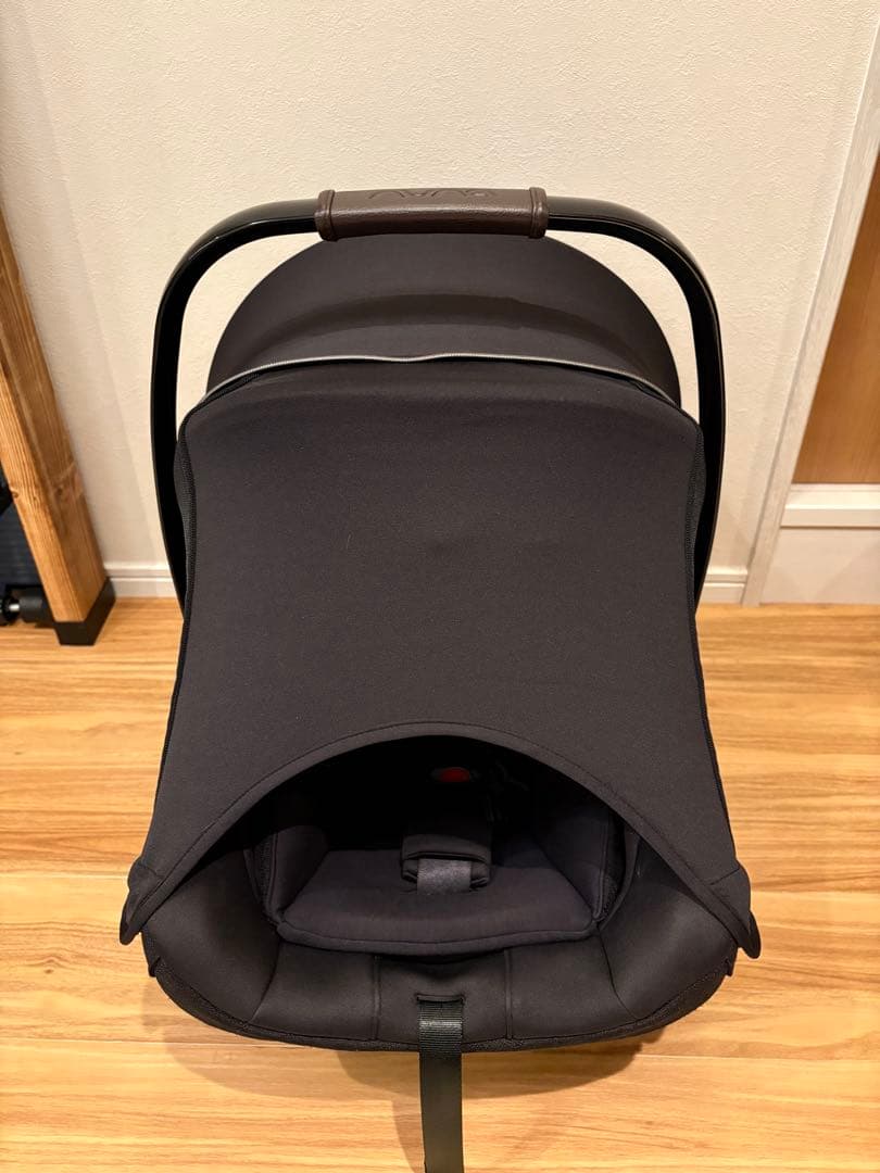 ISOFIX対応 nuna PIPA next Nとbase nextのセット