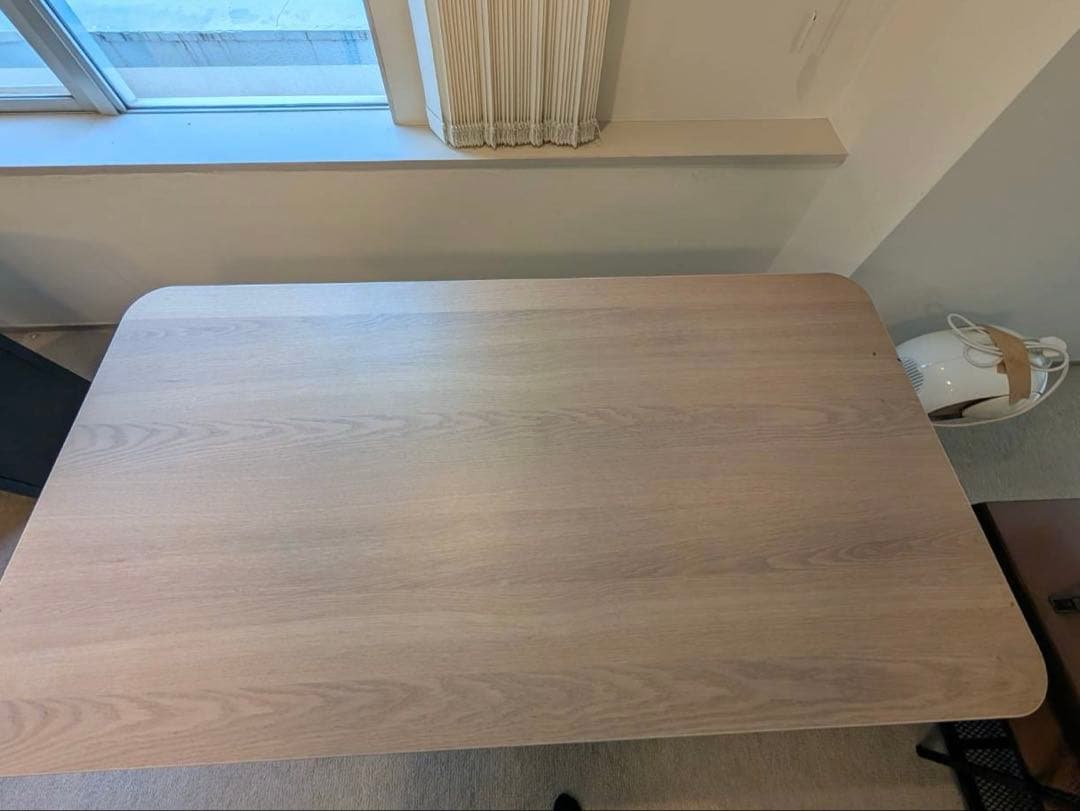 ＊東京都付近限定品＊ IKEA 昇降式 デスク テーブルBEKANT 160