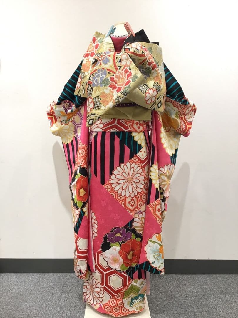 ショッキングピンク　振袖フルセット