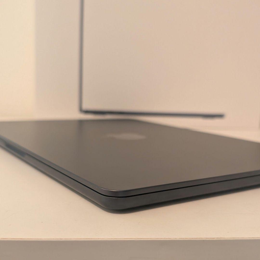 MacBook Air M2 本体 ミッドナイト