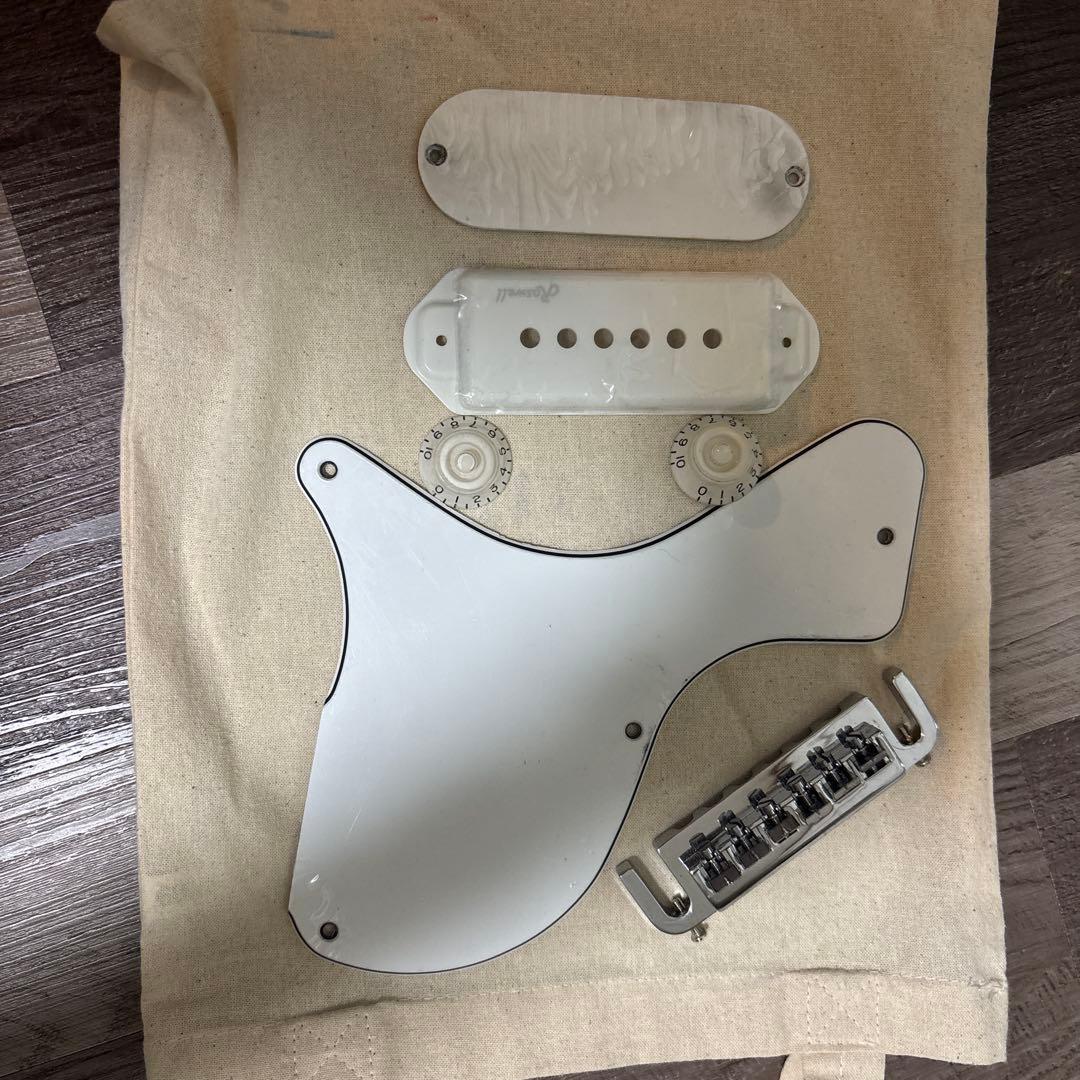 ギター Harley Benton DC-Junior