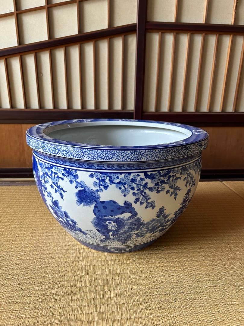 染付唐獅子牡丹花鳥図火鉢(直径約40.5cm) 火鉢　　メダカ鉢　金魚鉢
