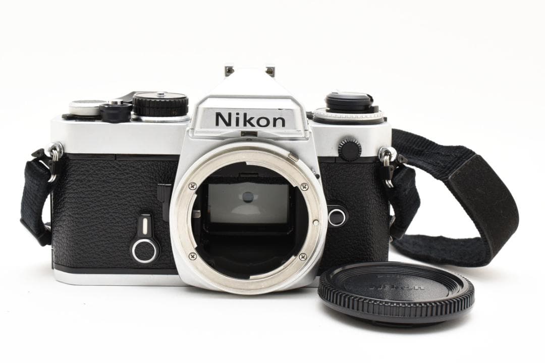 超美品　NIKON FE シルバー フィルムカメラ　モルト新品交換済 B876