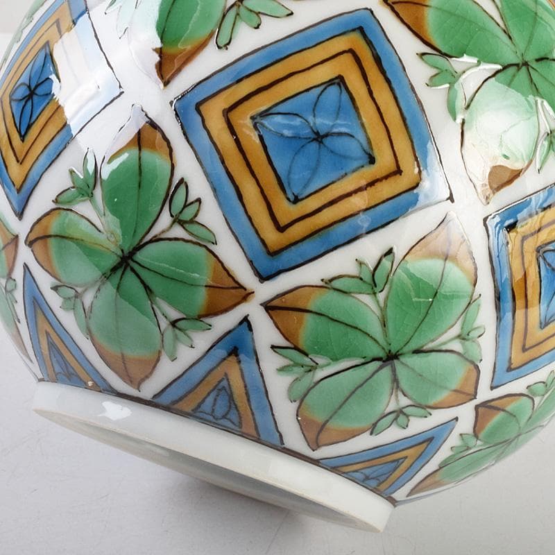 九谷焼　宮川哲爾造　色絵草花更紗文　花器　共布共箱　M　R9235B