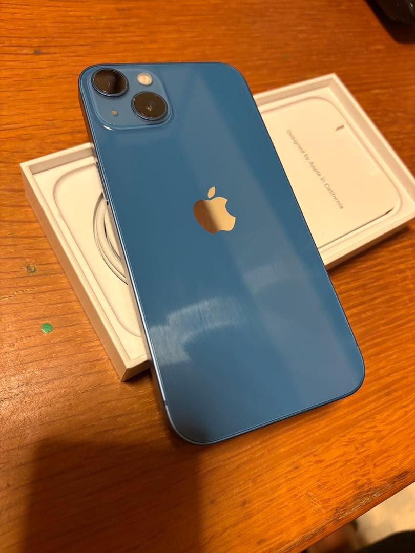 Apple iPhone 13 ブルー 充電ケーブル付き