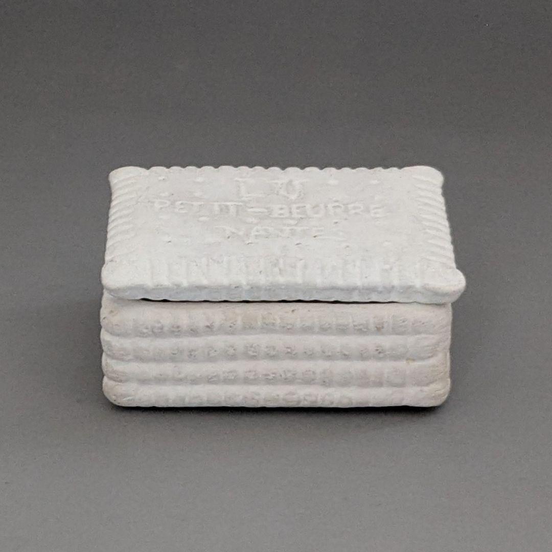 LU ビスケット　非売品　陶器小物入れ　　Lefevre-Utile