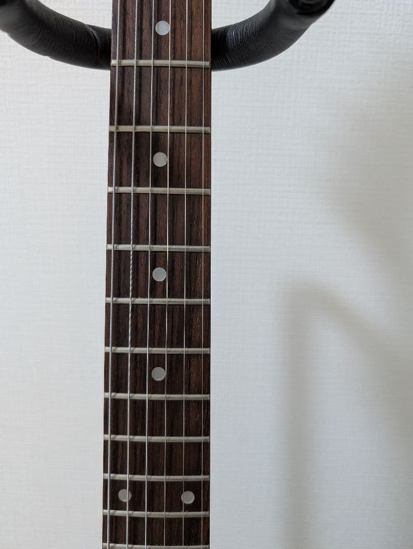 FERNANDES ZO-3 アンプ内蔵エレキギター ウルトラマン仕様