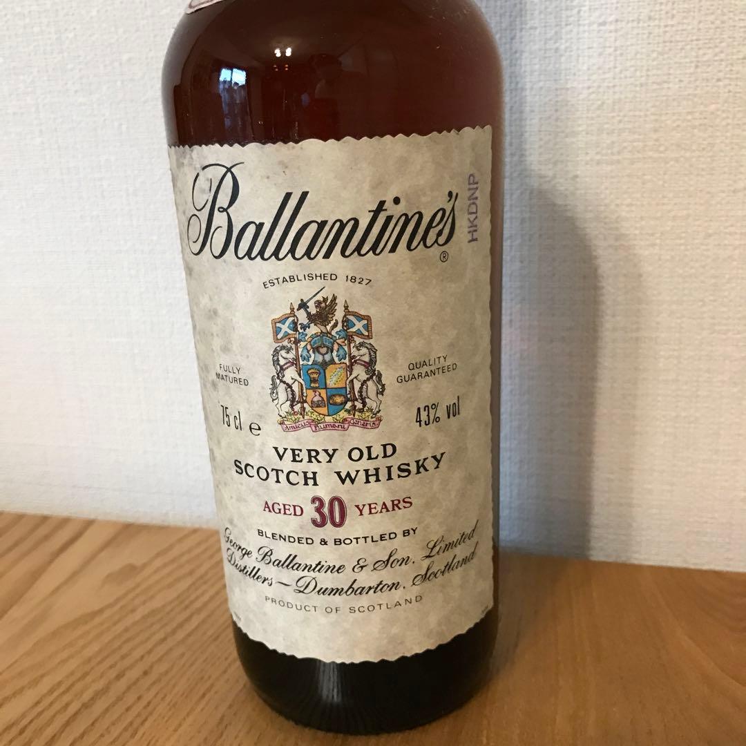 バランタイン30年ウイスキー