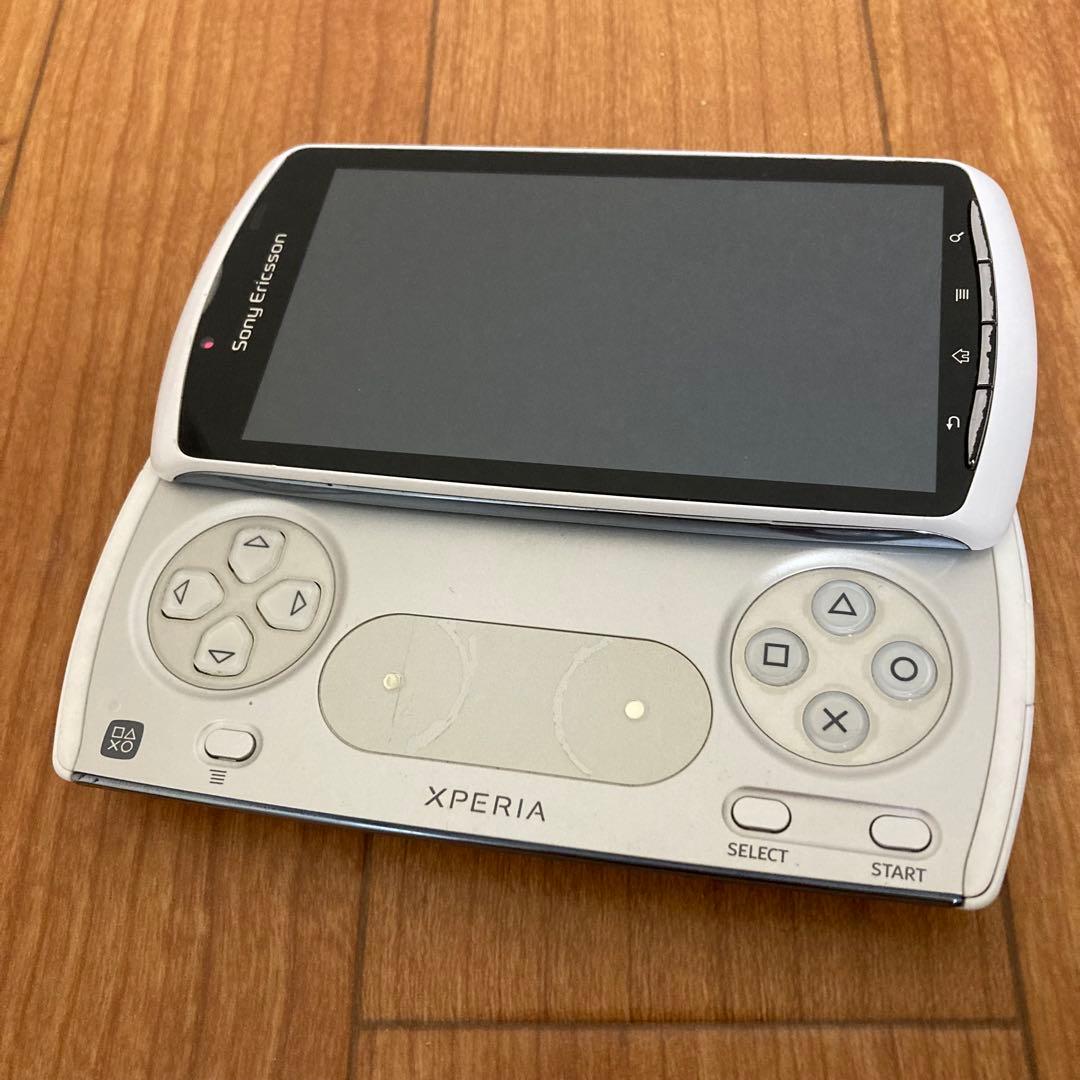 xperia play R800i sony 携帯電話 ジャンク