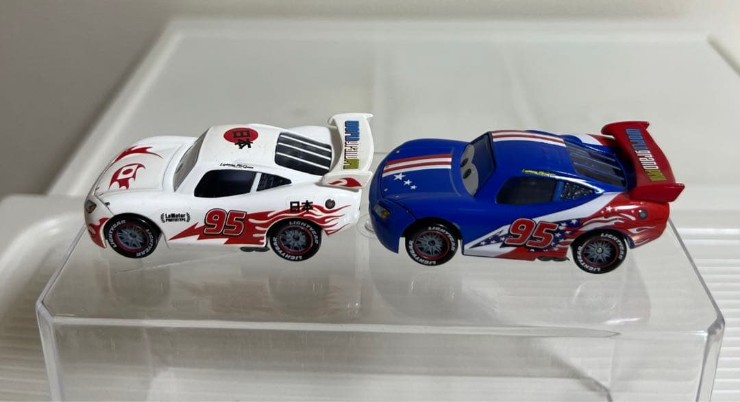 カーズミニカー（マテル）マックィーン日本ペイント、海外ペイント