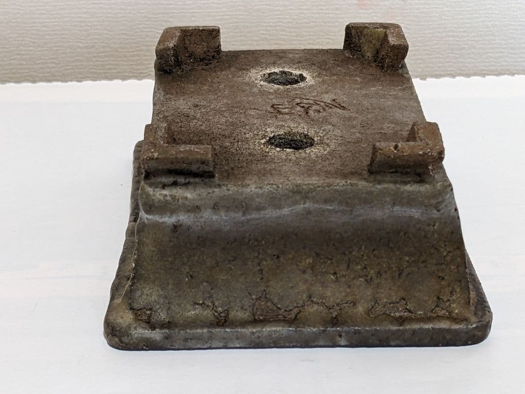 ♦小品盆栽鉢 辰山の釘彫り印 長方形四足ミニ盆栽鉢？中国 国内 古美術骨董品