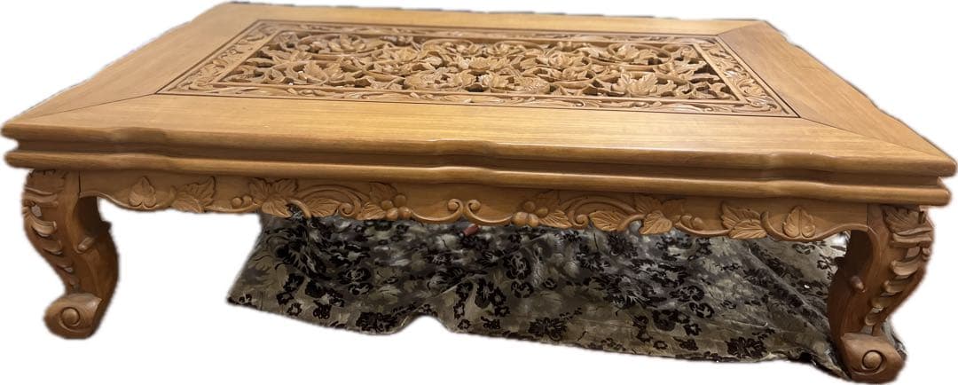 値下げ！中古　手彫りレリーフつき座卓　1/31まで