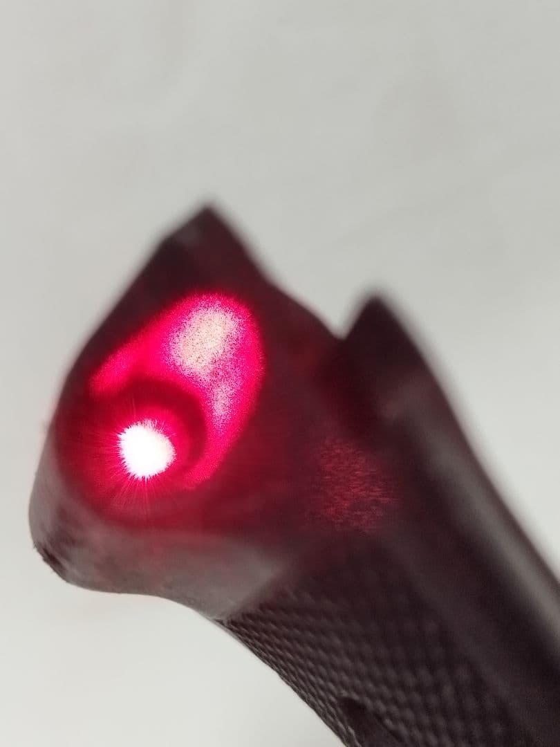 い*い様 (4865)Beretta92/96/M9米軍実物CTCレーザーグリッ