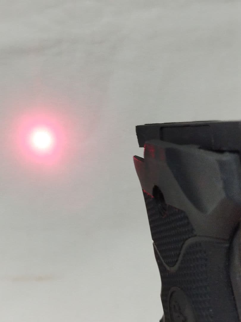 い*い様 (4865)Beretta92/96/M9米軍実物CTCレーザーグリッ