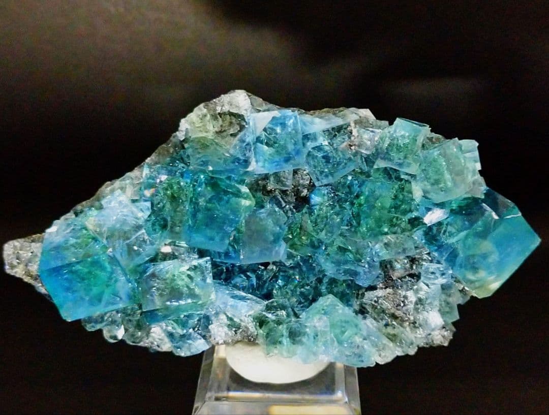 ※値下げ※ フローライト 福建省産 鉱物標本