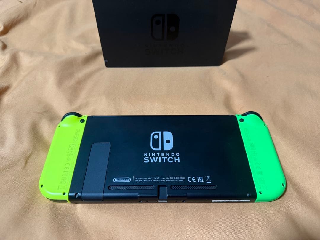 ヨ*ー様 Nintendo Switch グリーン/イエロー 本体