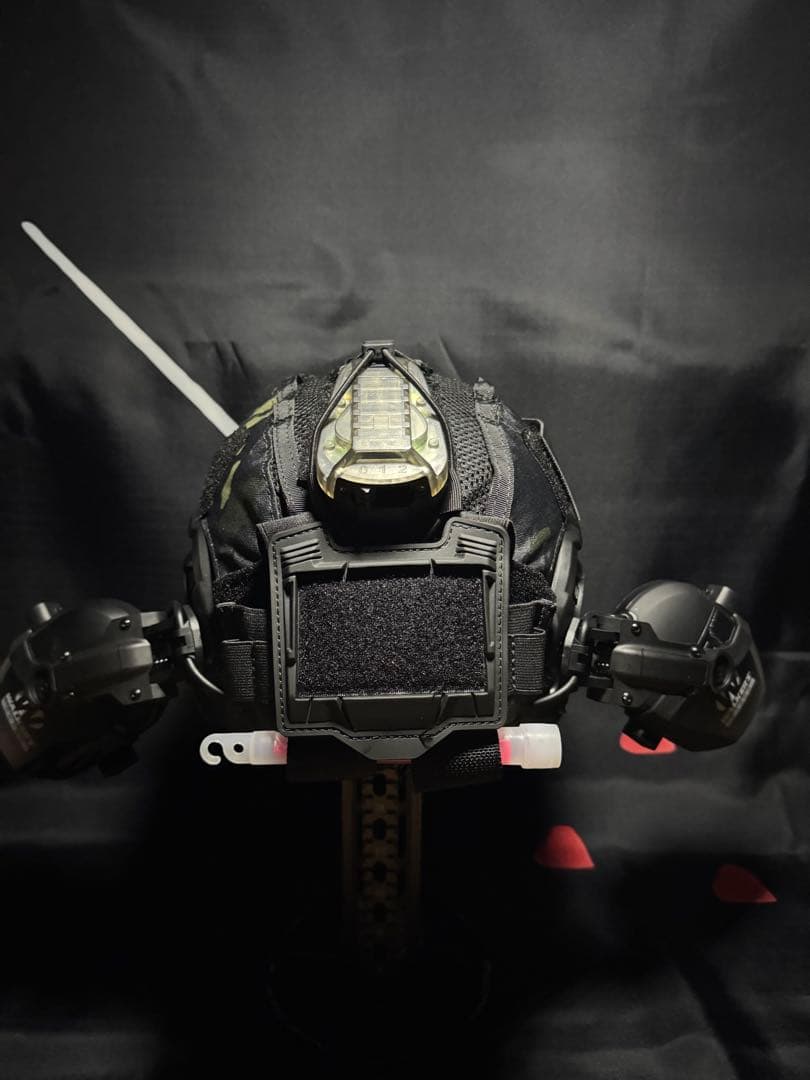 ・新品未使用・タクティカルヘルメットレプリカ