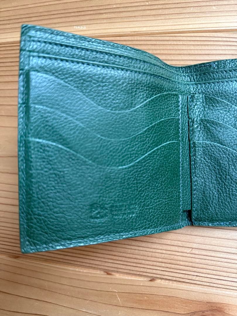 IL BISONTE イルビゾンテ　二つ折り財布 付属品あり