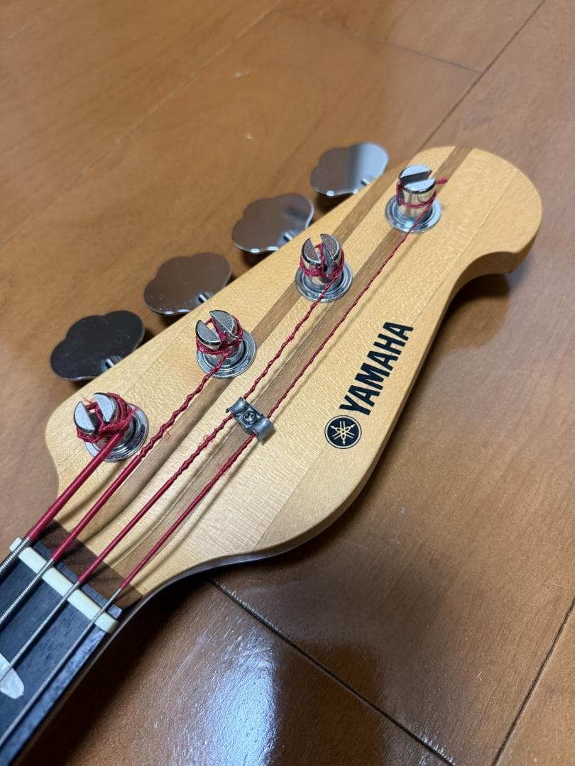 YAMAHA BB424 ヴィンテージホワイト ヤマハ