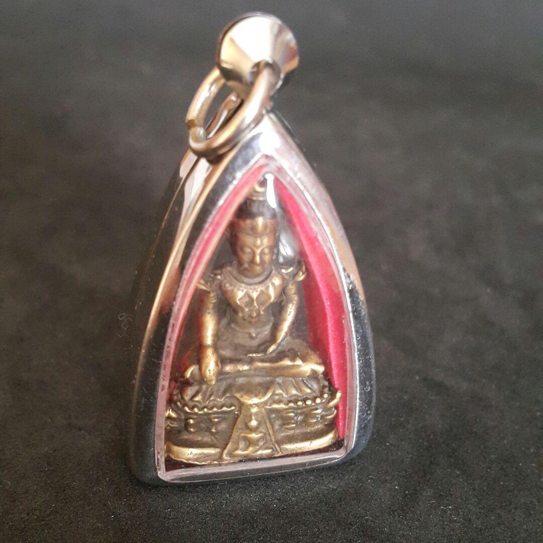 プラクルアン タイのお守りA27プラチャクラパット 仏像 開運