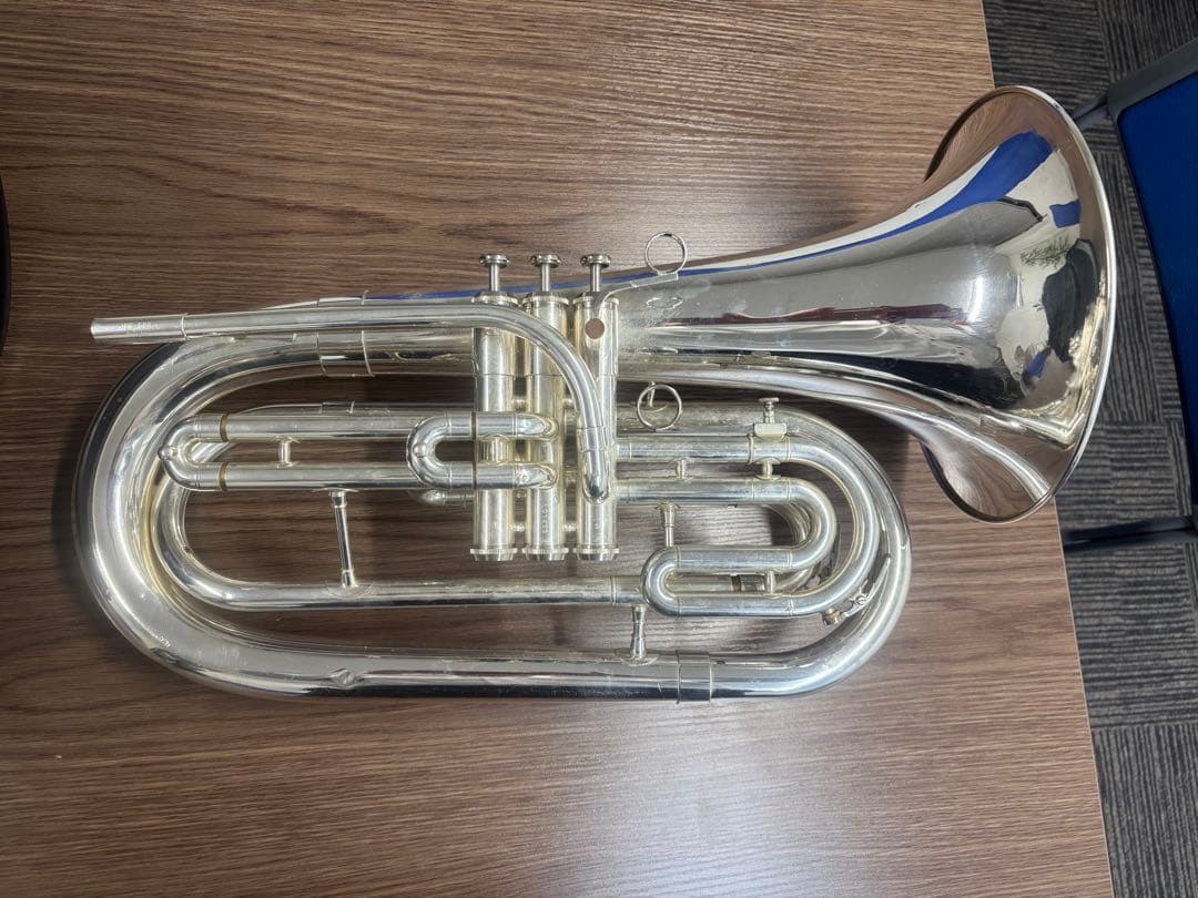 マーチングバリトン　B♭