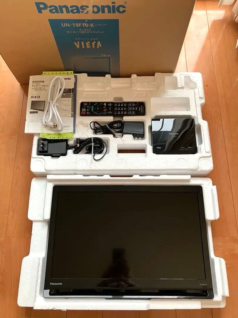 パナソニック　VIERA ポータブルテレビ　19インチ　2023年製　美品