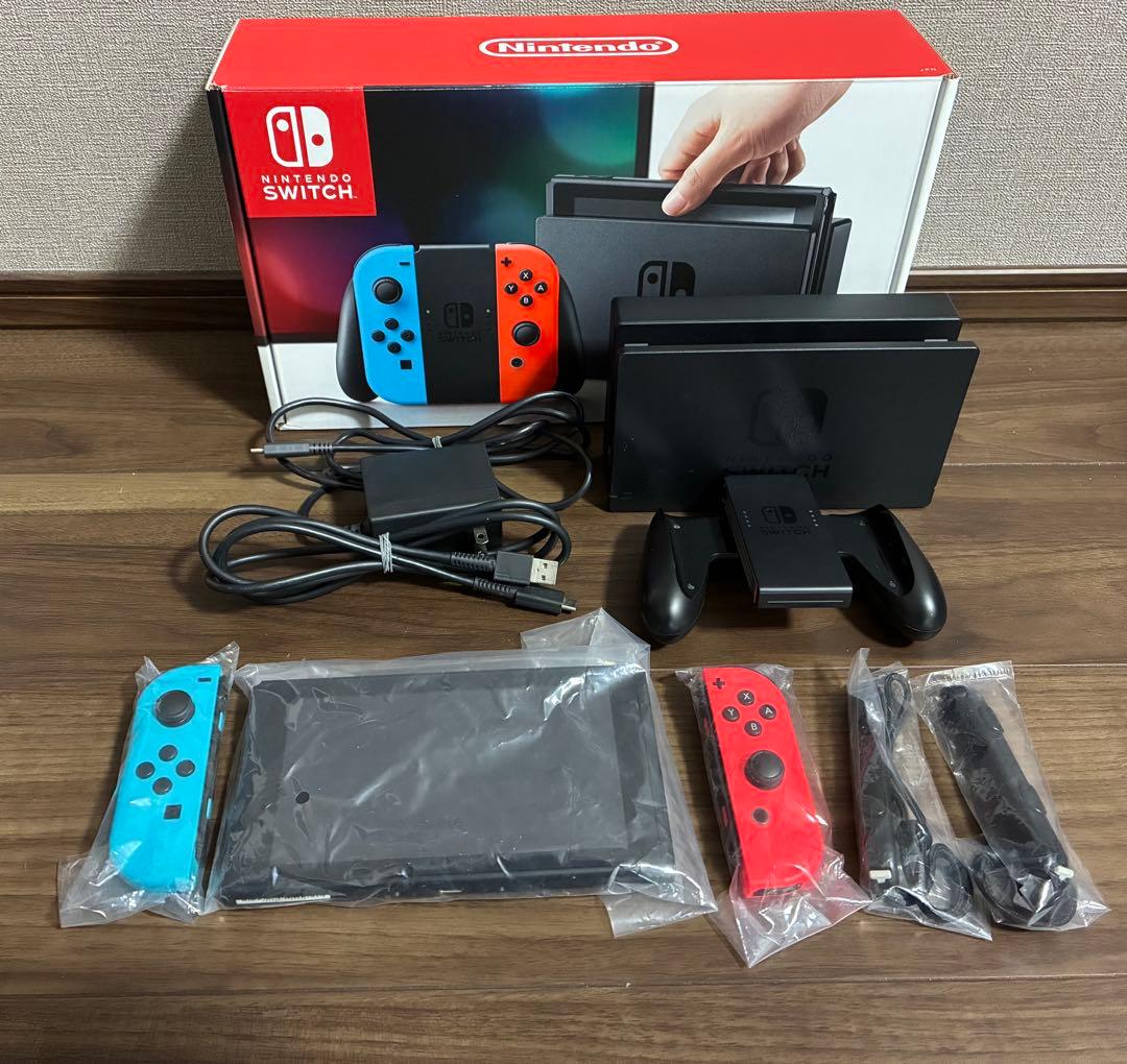 ジャンク品　Nintendo Switch 本体 青/赤 Joy-Con付き