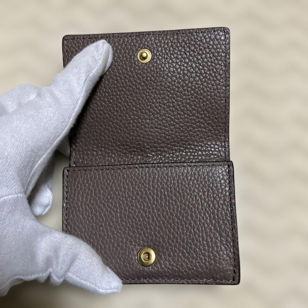 (美品)トリーバーチ　マックグロー　トライフォールド　ミニウォレット　折り財布