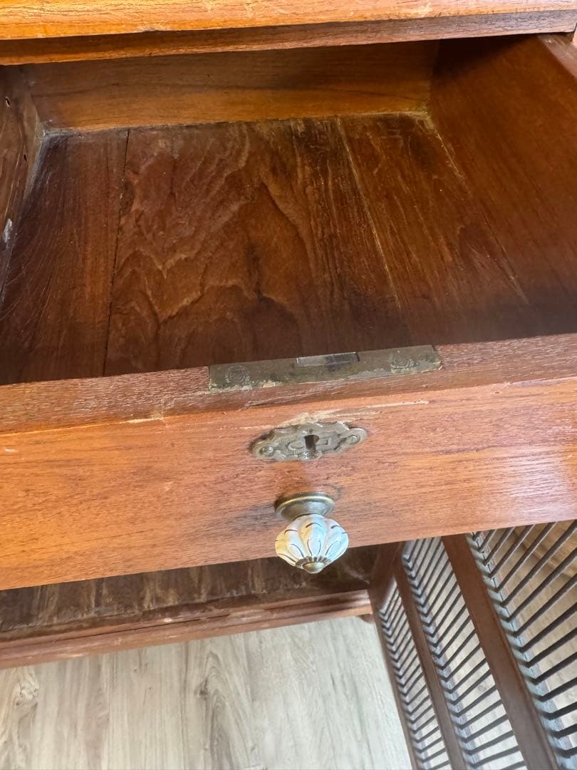 インド　ヴィンテージ　キャビネット　アンティーク　オールドメゾン風