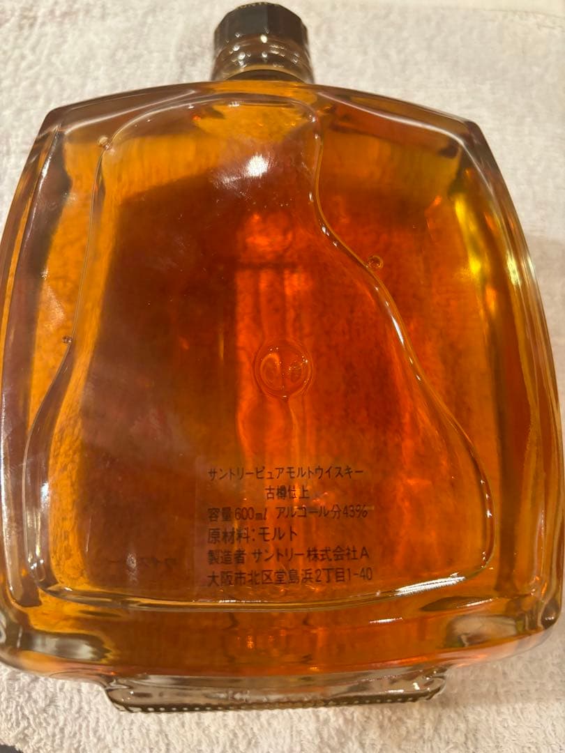 【SALE中終売品】サントリーピュアモルト 古樽仕上 三味線型ボトル 600ml