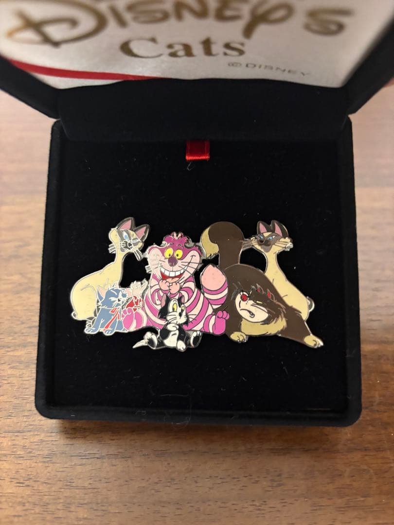 ディズニー　猫　キャット　ピンバッチ☆ルシファー　チャシャ猫　フィガロ　おしゃれ
