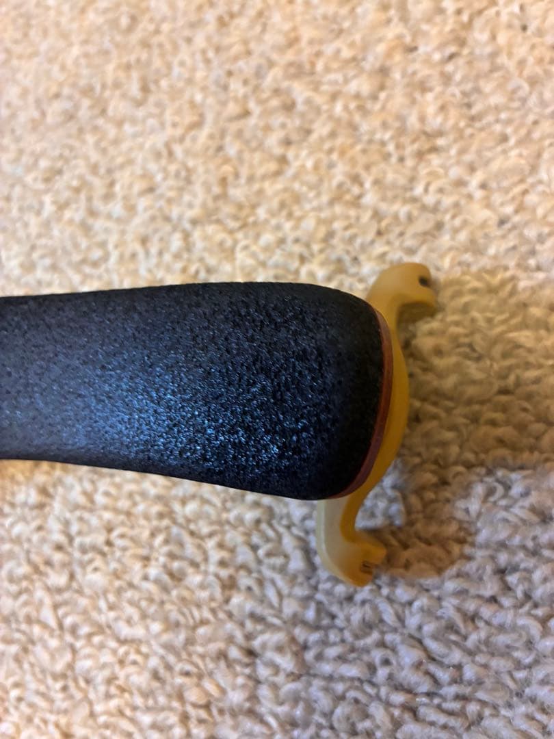 KUN Bravo バイオリン肩当て 4/4