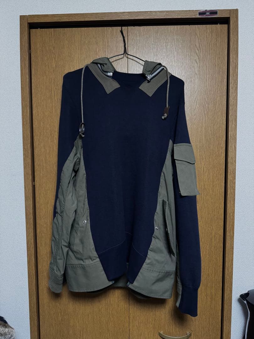 sacaiのパーカー サイズ3