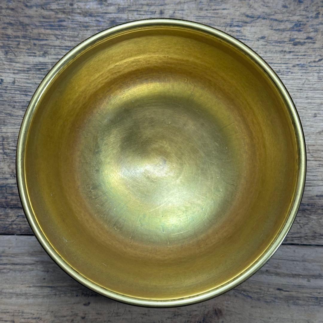 a769 送料込 色絵 内金地 兎 伊藤魁雲造 在銘 四方桟共箱 茶道具 抹茶碗