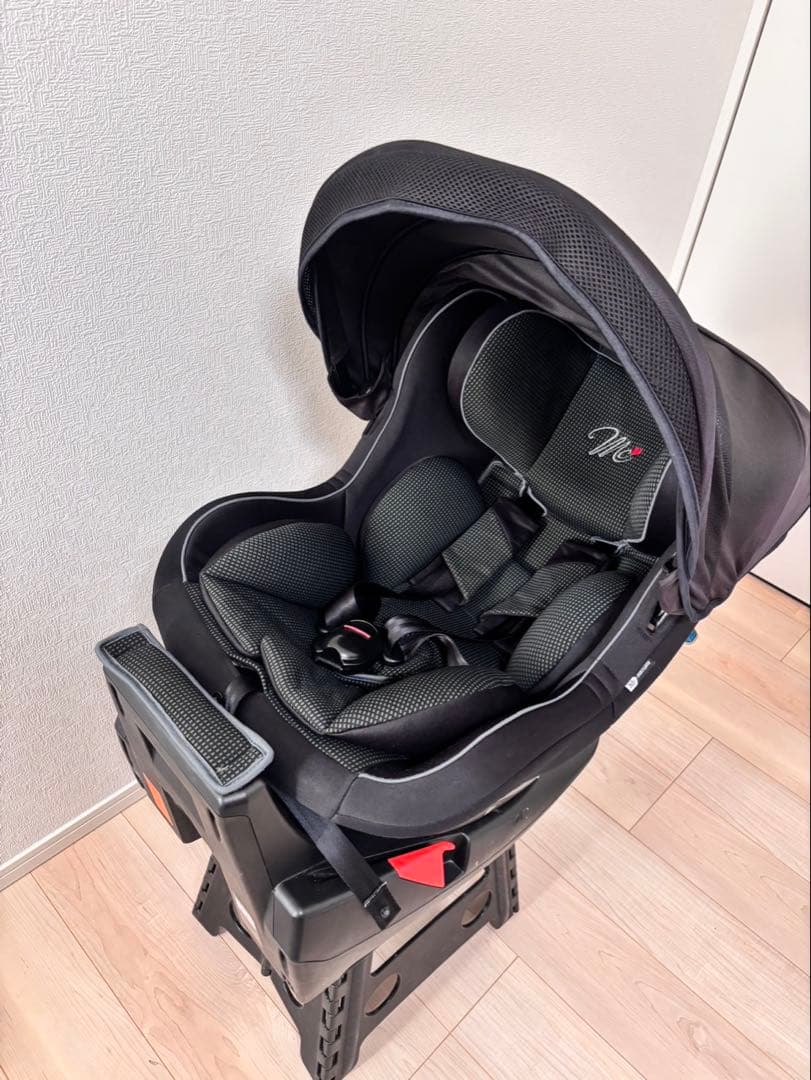 ⭕️最終値下げ　美品　マムズキャリー ターンレジェ FIX チャイルドシート