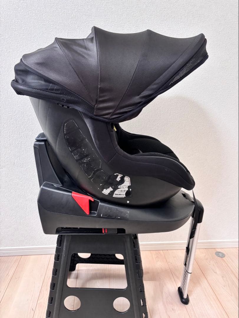 ⭕️最終値下げ　美品　マムズキャリー ターンレジェ FIX チャイルドシート